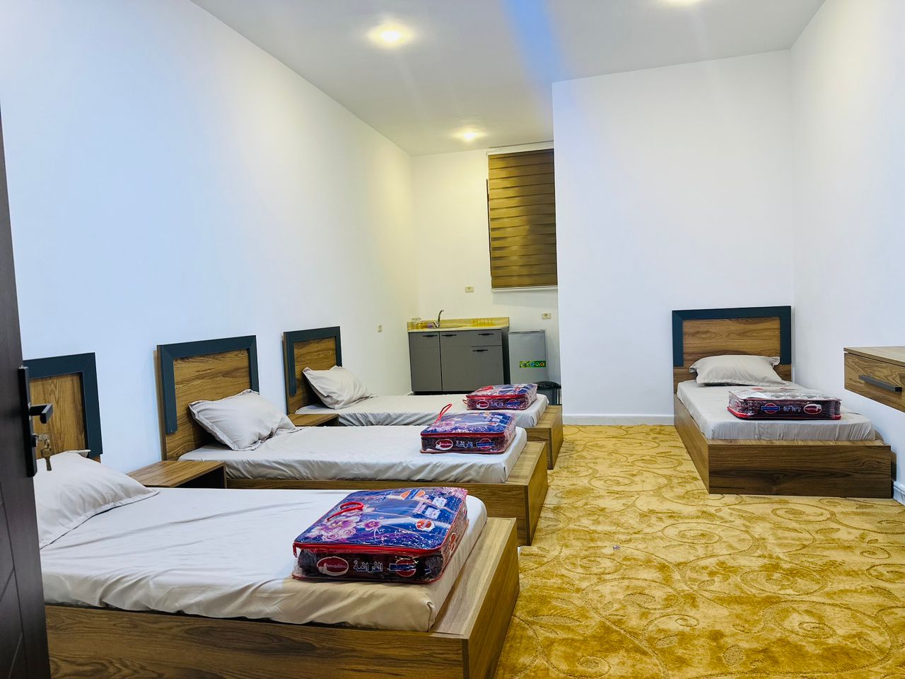 غرفة رباعية